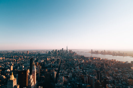 Why New York Homeowners Are Switching to Glass Shower Room Doors in 2025